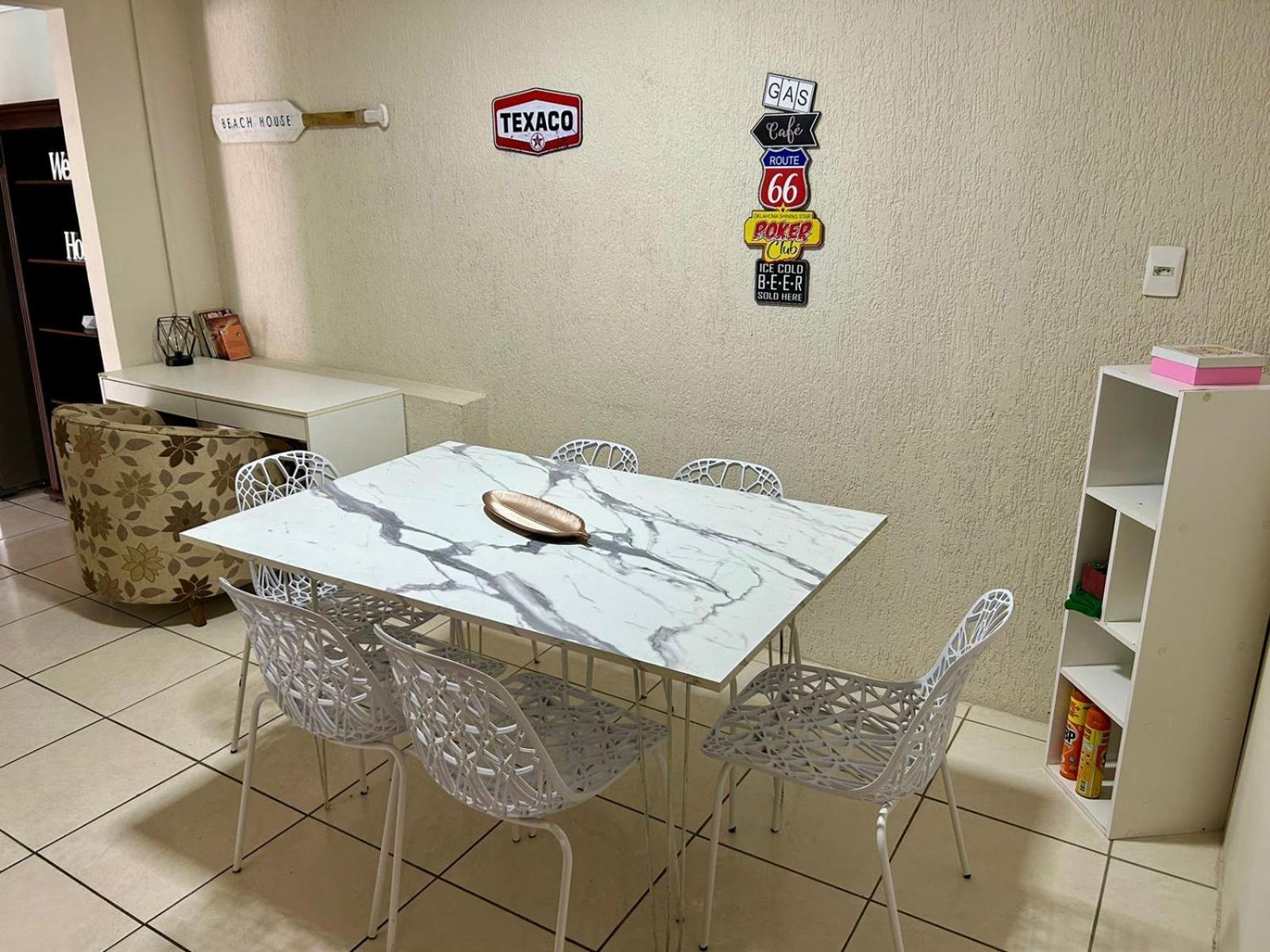 Casa De Praia Top! Beto Carrero, 500M Do Parque, Com Piscina E Sinuca, 1 Suite E 2 Quartos, 3Bwc, A 300M Da Praia, Churrasqueira E Estacionamento Privado Penha  Eksteriør billede